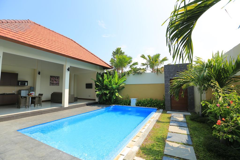 Putri Bali Villa Семіньяк Екстер'єр фото