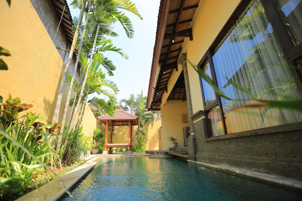 Putri Bali Villa Семіньяк Екстер'єр фото