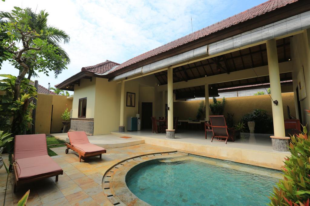 Putri Bali Villa Семіньяк Екстер'єр фото