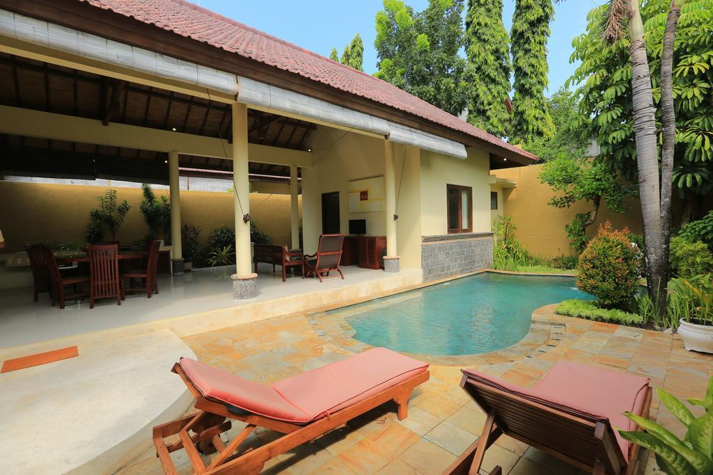 Putri Bali Villa Семіньяк Екстер'єр фото