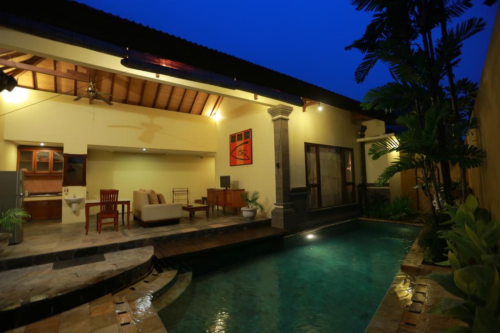Putri Bali Villa Семіньяк Екстер'єр фото